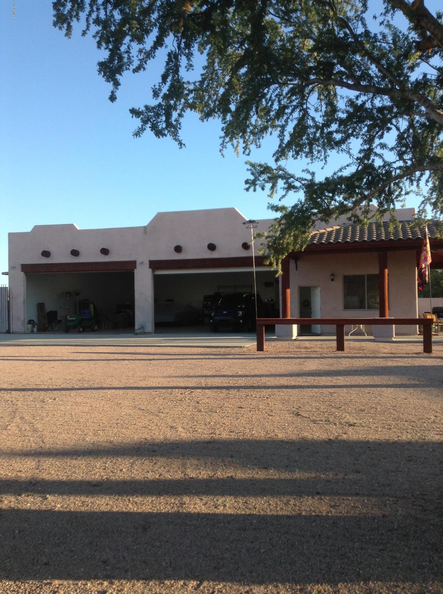 2102 South Val Vista Road Apache Junction, AZ 85119 - Photo 55 of 59 IMG_0155.JPGgarage