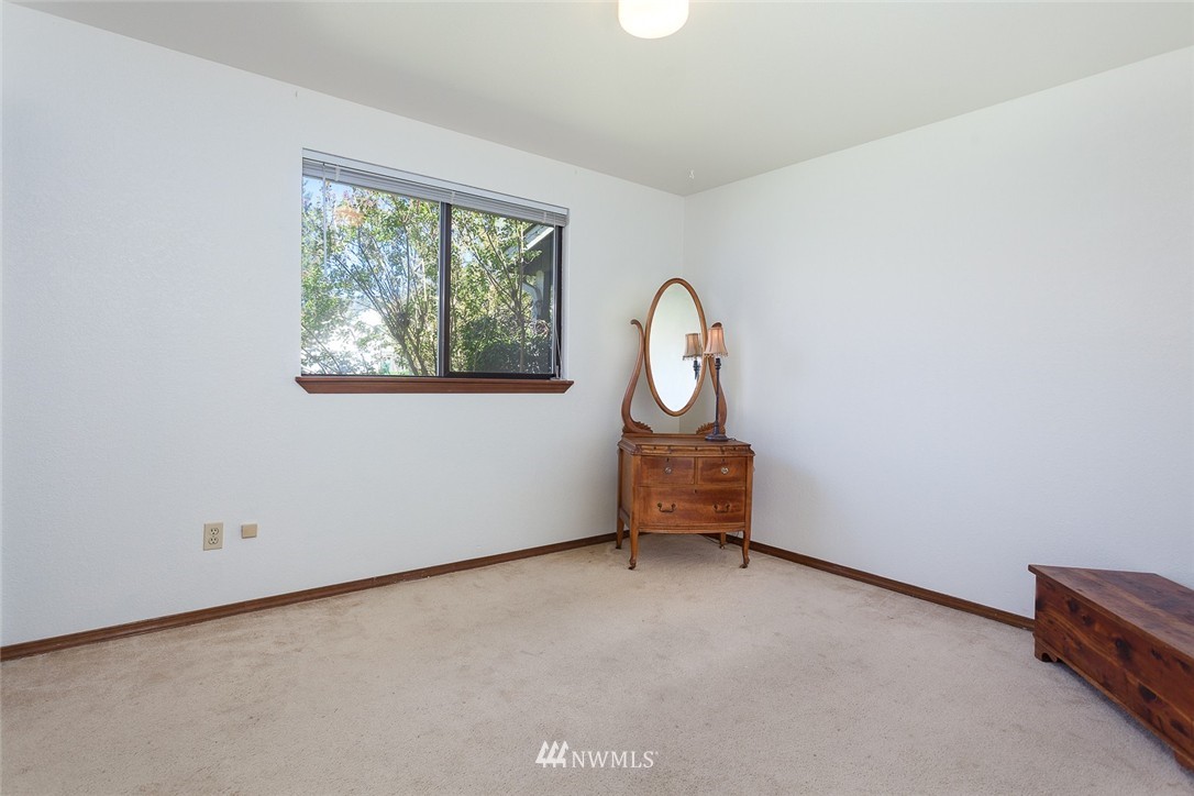 1020 234th Place Southwest Bothell, WA 98021 - Photo 15 of 20