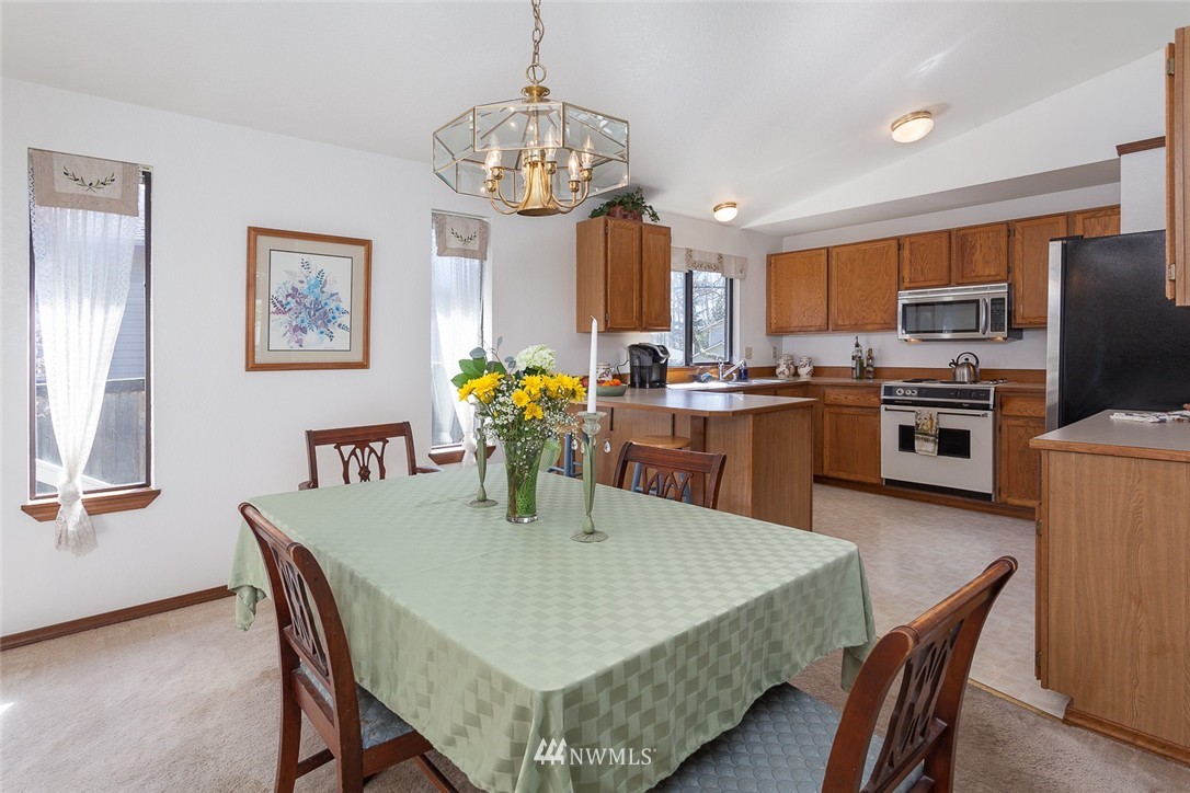 1020 234th Place Southwest Bothell, WA 98021 - Photo 7 of 20