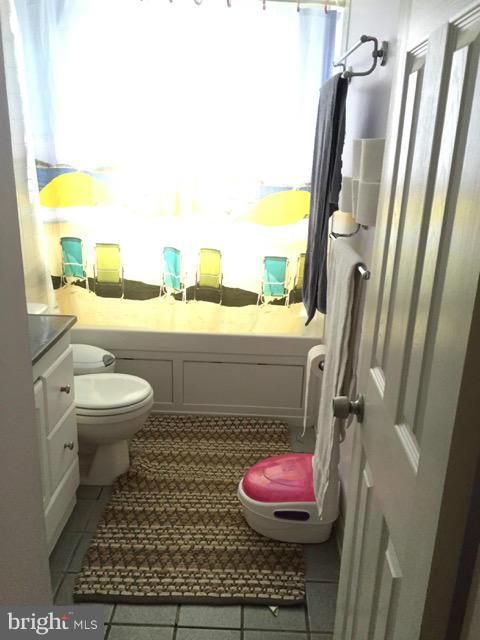 123 Spring Street Gaithersburg, MD 20877 - Photo 2 of 23 Bath