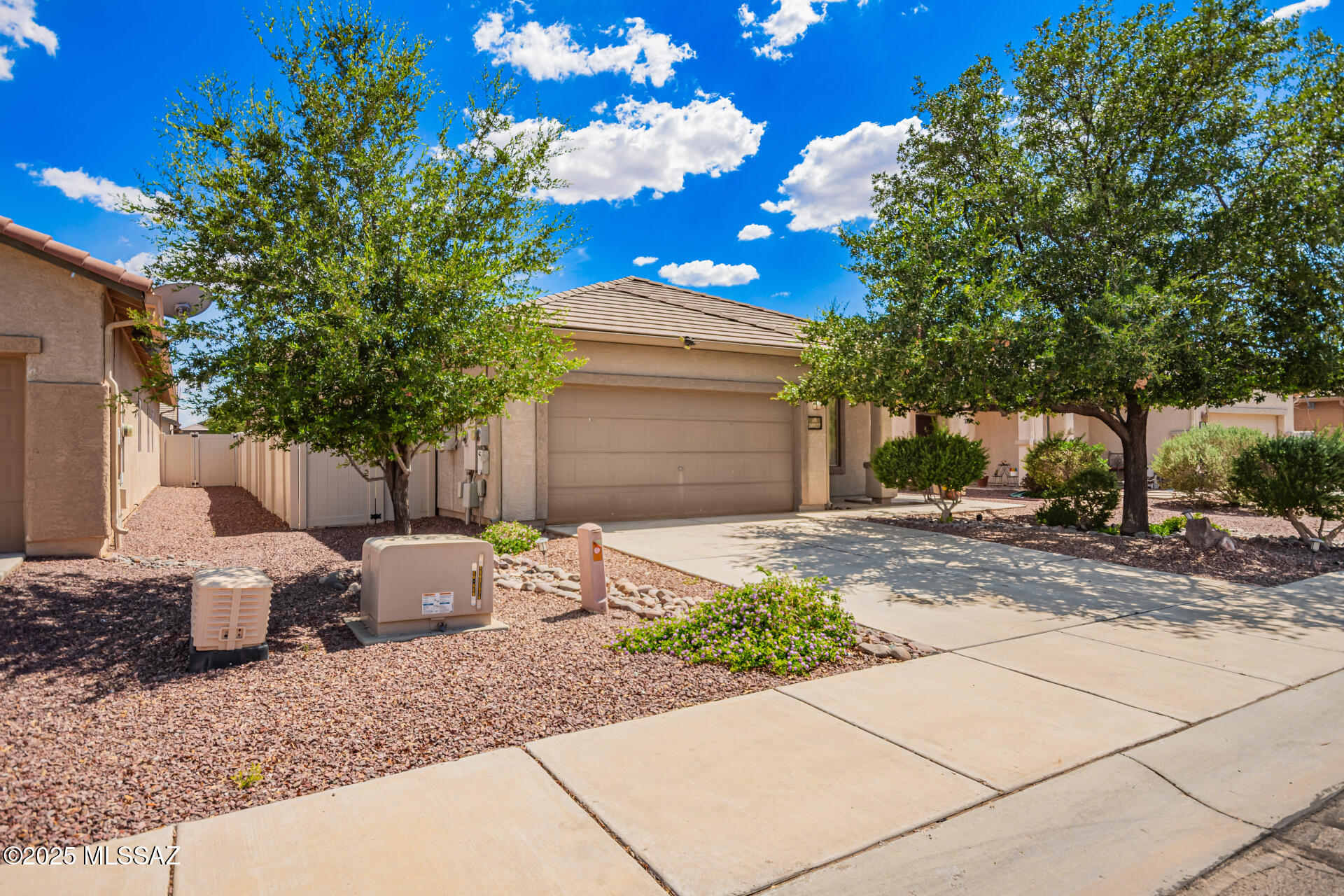 20927 East Frontier Road Red Rock, AZ 85145 - Photo 2 of 29 Gallery Image 2