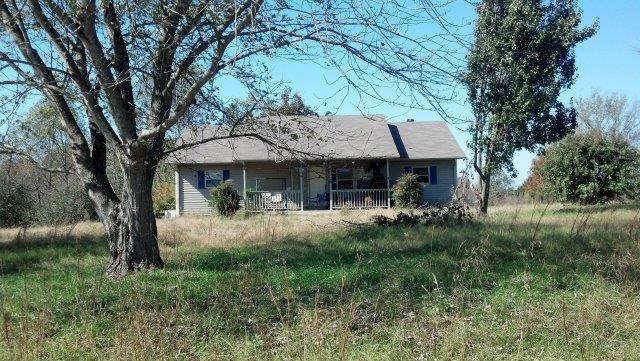 3154 East Stinson Road Lafayette, TN 37083 - Photo 1 of 8
