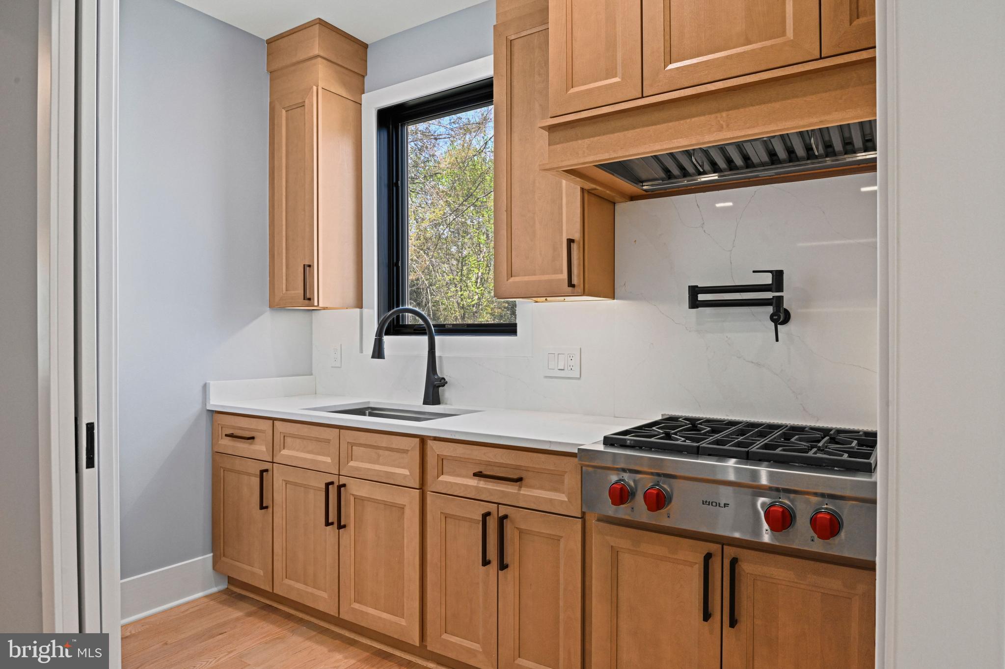 1052 Balls Hill Road McLean, VA 22101 - Photo 21 of 64