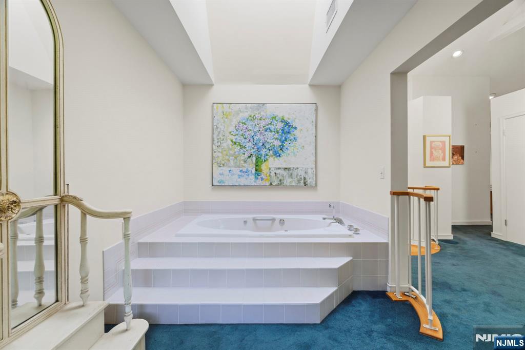 343 Sunset Road Pompton Plains, NJ 07444 - Photo 24 of 45 Gallery Image 24