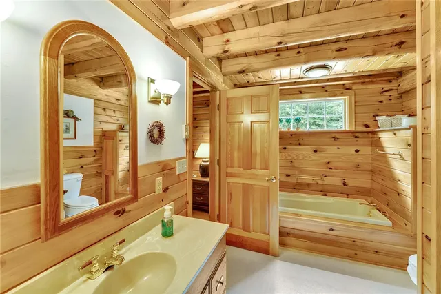 $1,150,000 | Undisclosed Address, Stamford, NY 12167