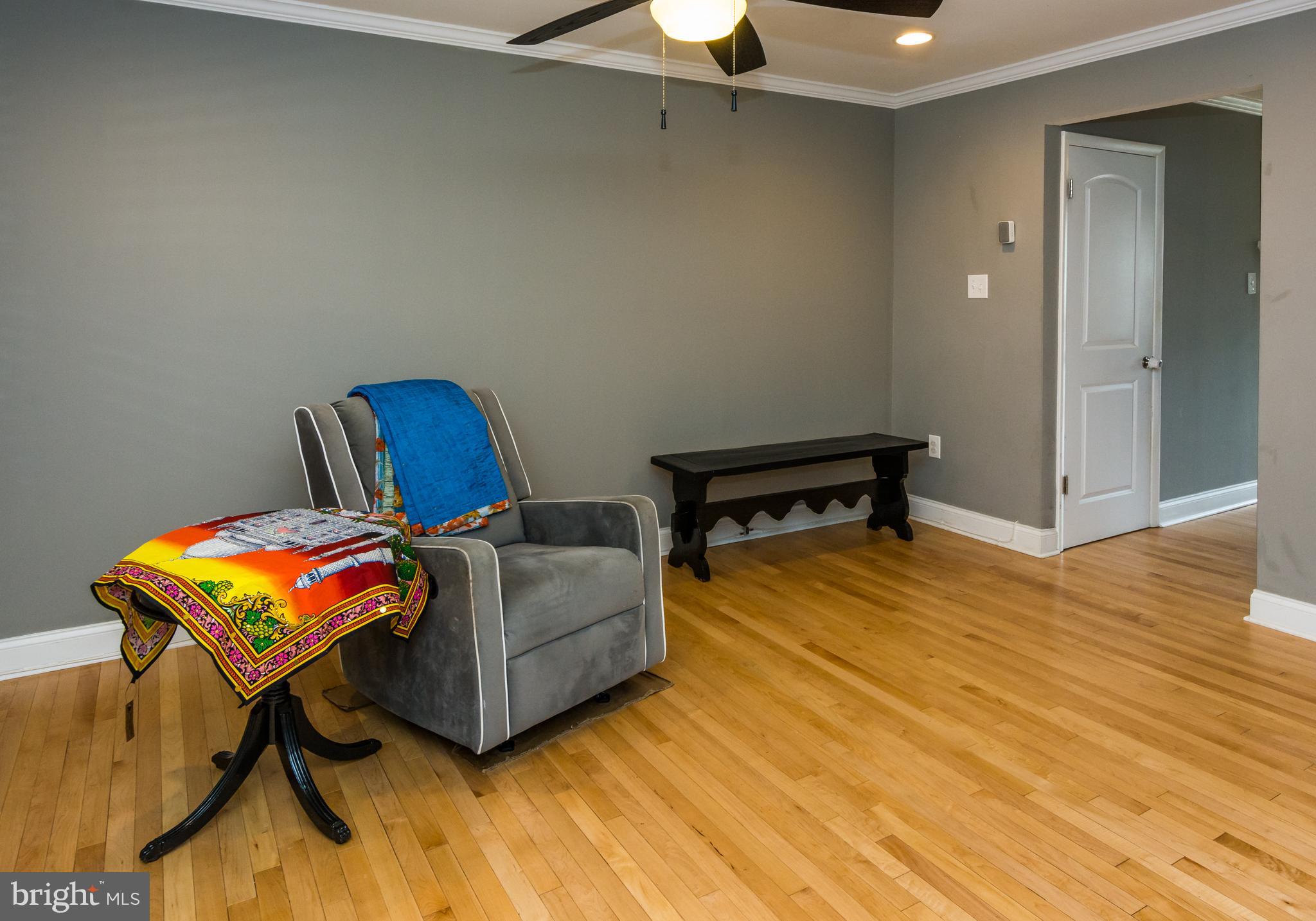 5605 Selford Road Baltimore, MD 21227 - Photo 19 of 47