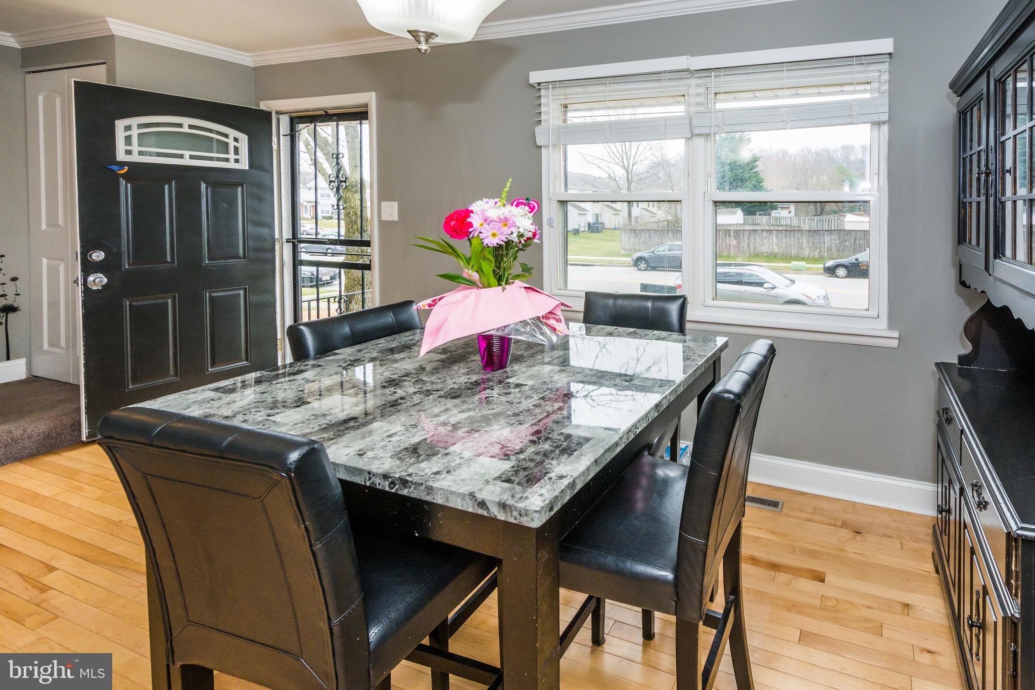 5605 Selford Road Baltimore, MD 21227 - Photo 3 of 47