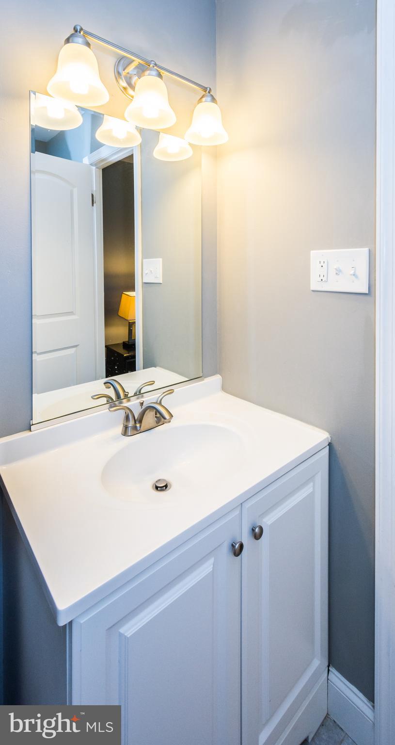 5605 Selford Road Baltimore, MD 21227 - Photo 28 of 47