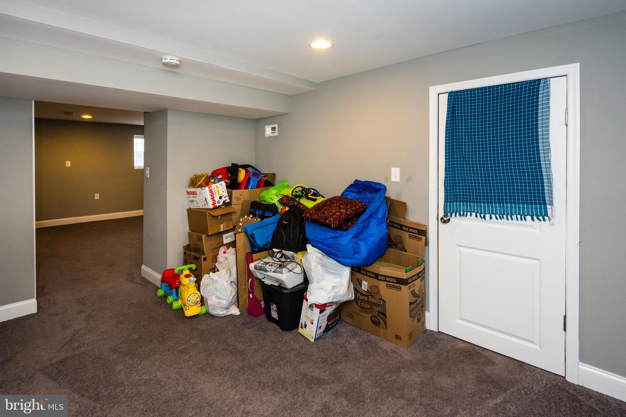 5605 Selford Road Baltimore, MD 21227 - Photo 36 of 47