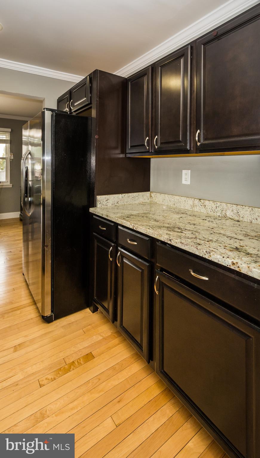 5605 Selford Road Baltimore, MD 21227 - Photo 10 of 47