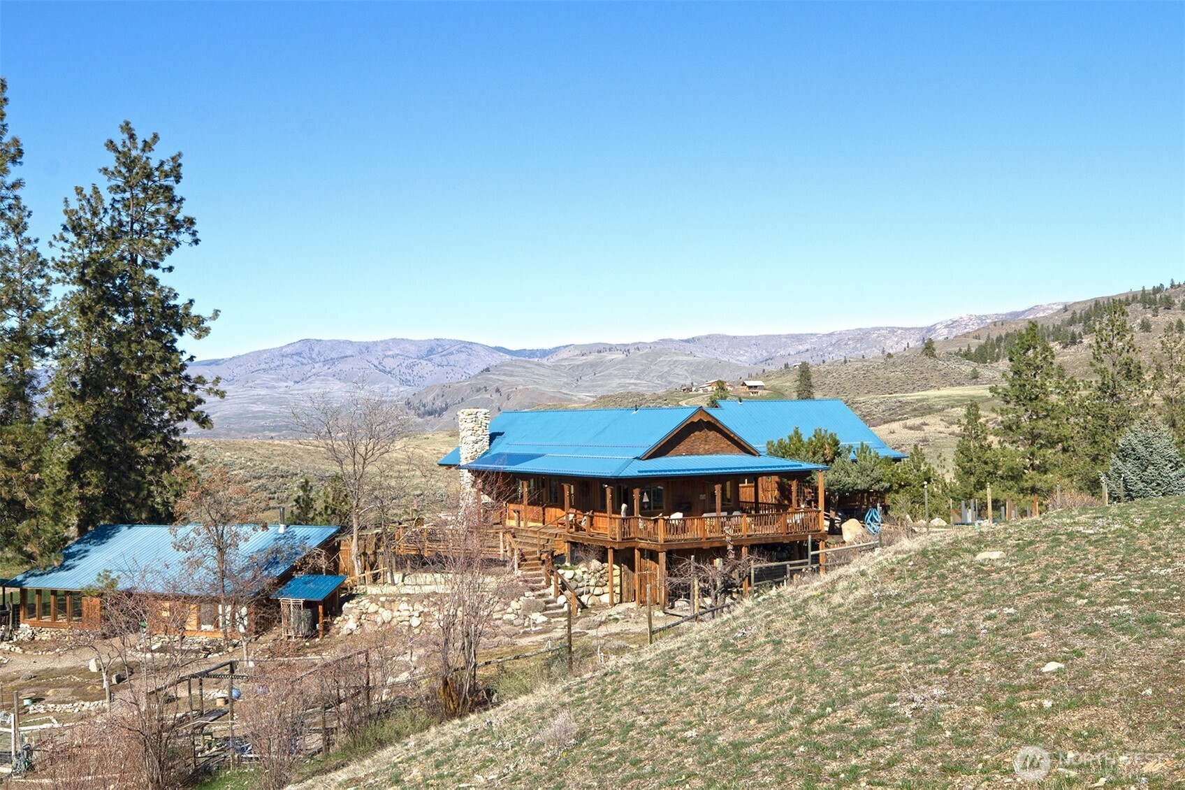 117 Vintin Road Carlton, WA 98814 - Photo 2 of 40