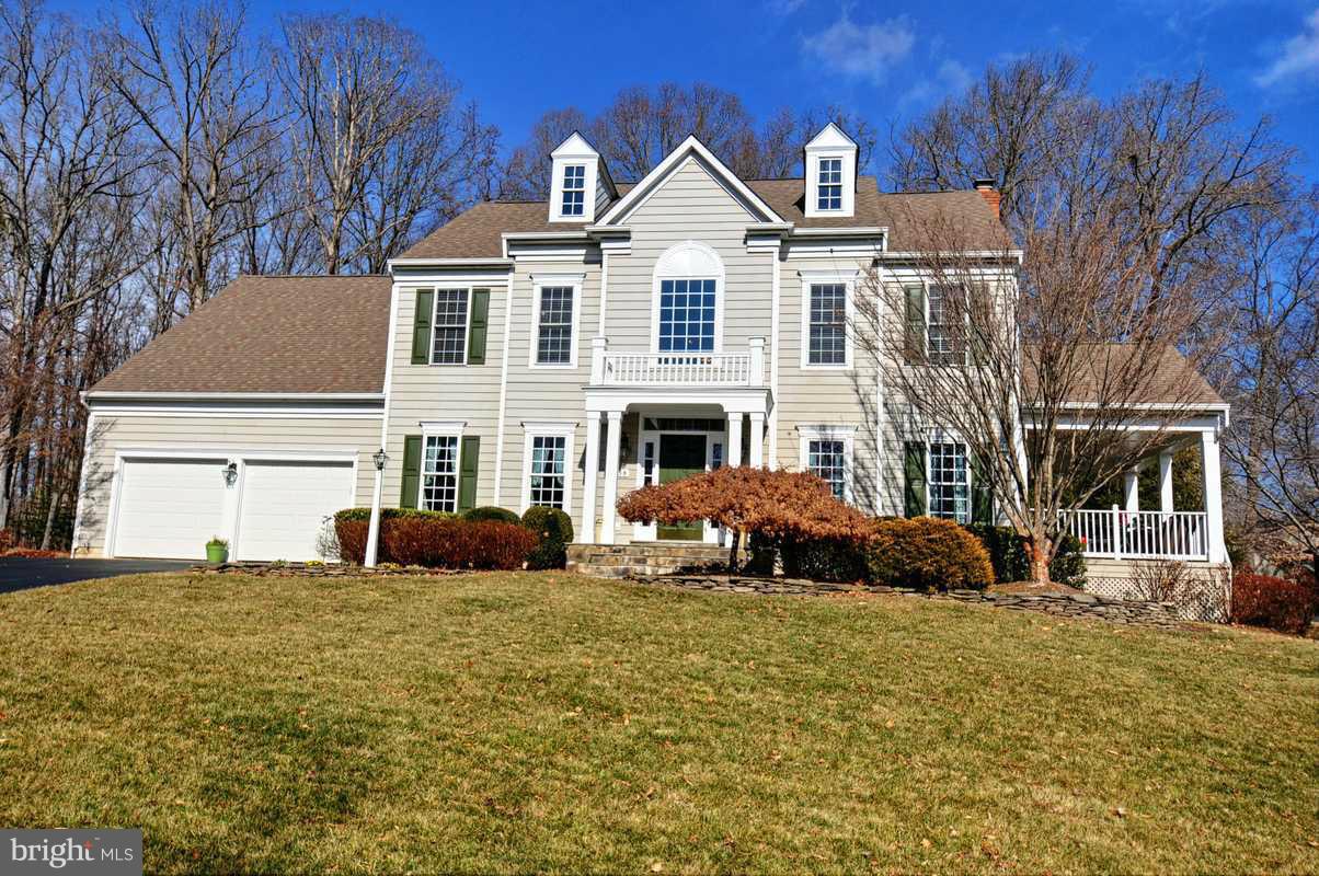 7858 Pembridge Road Manassas, VA 20112 - Photo 1 of 30 Exterior (Front)