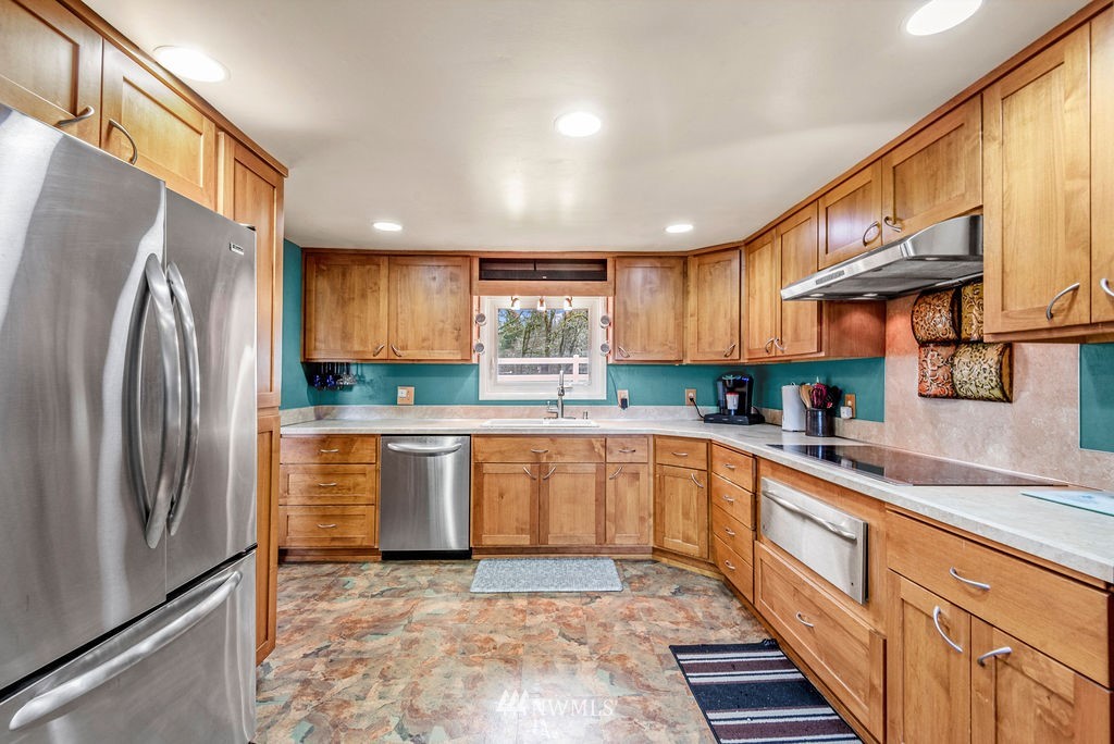 111 Hoyer Road Castle Rock, WA 98611 - Photo 4 of 30 Gallery Image 4