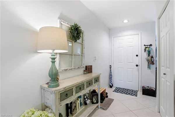 a view of an entryway with seating area