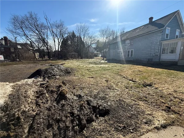 $10,900 | 20 East Corydon Street, Bradford, PA 16701