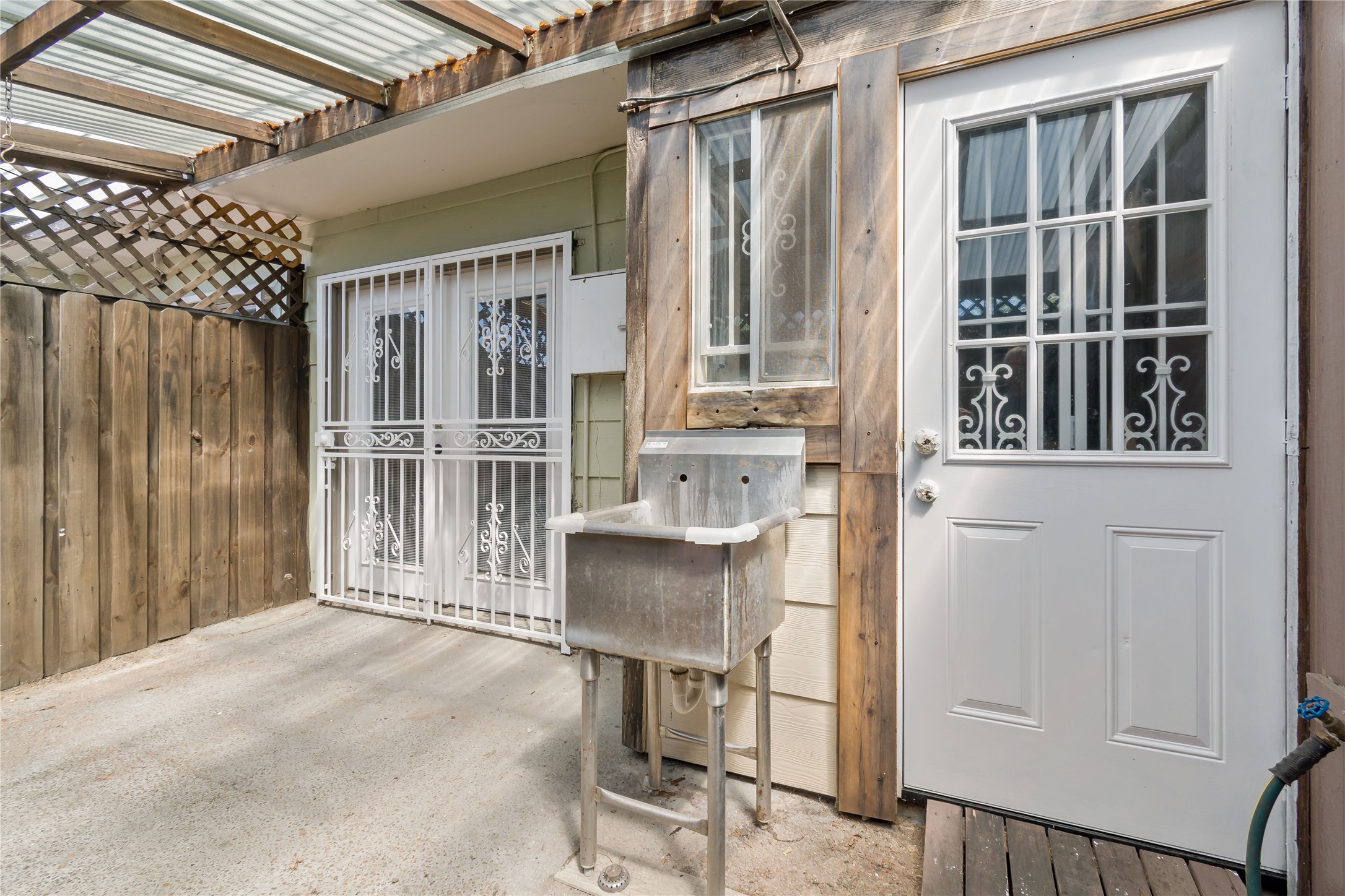 7913 Cook Road Houston, TX 77072 - Photo 14 of 15