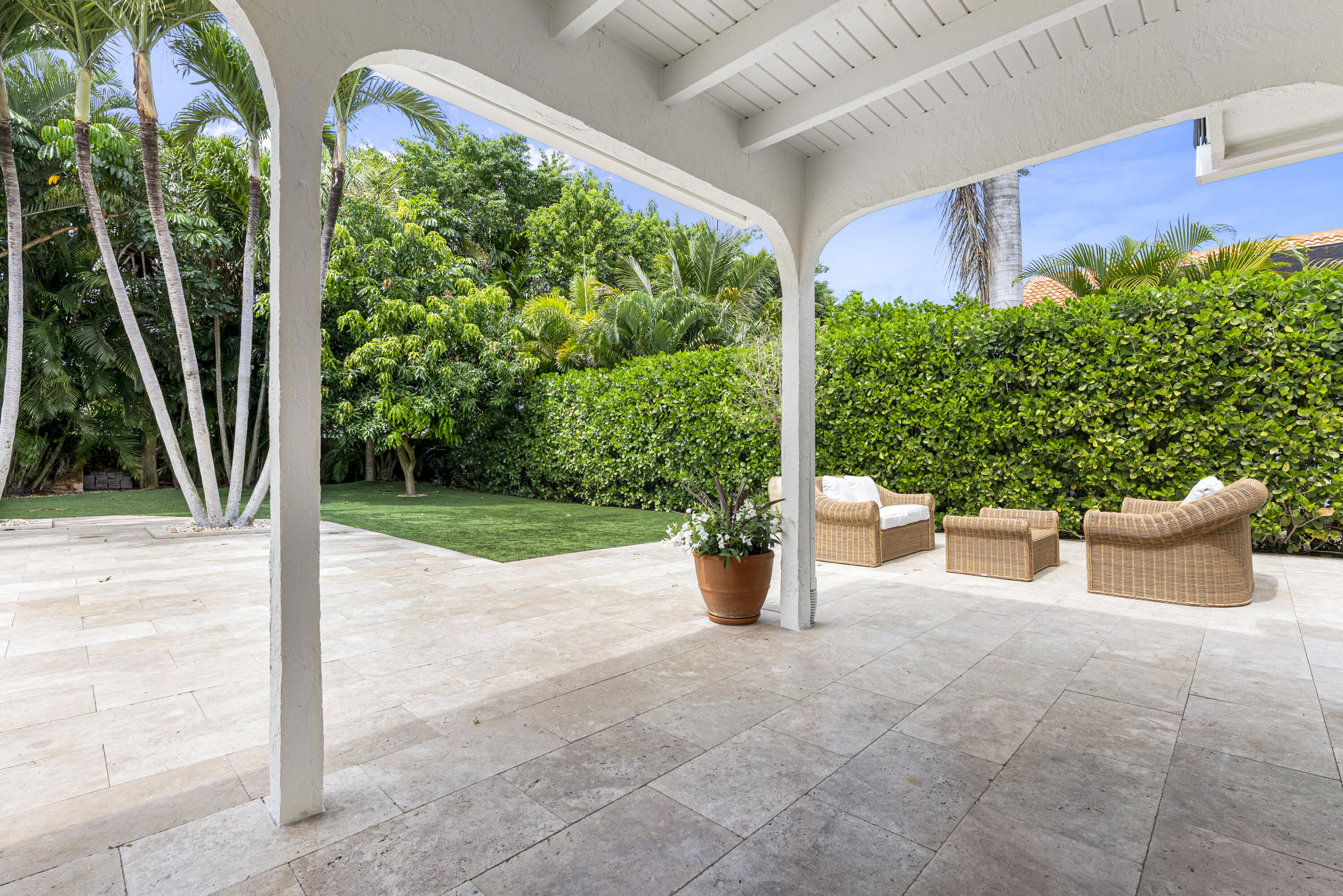 915 Parkside Circle North Boca Raton, FL 33486 - Photo 9 of 49 DSC08576