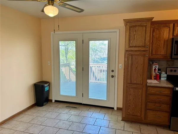 $260,000 | 102 Cottonwood Close Street, Warrensburg, MO 64093