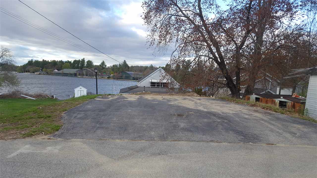 87 Lake Shore Road Salem, NH 03079 - Photo 4 of 5