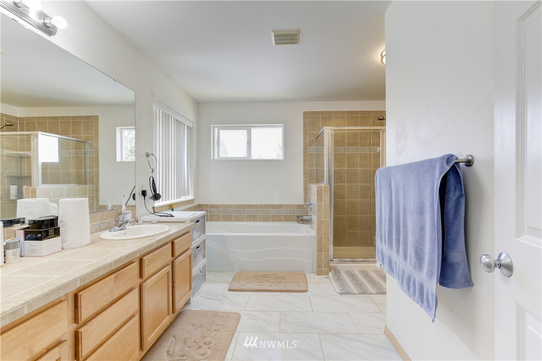 6429 South Langston Road Seattle, WA 98178 - Photo 14 of 21 Gallery Image 14