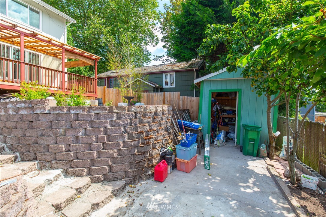 6429 South Langston Road Seattle, WA 98178 - Photo 7 of 21 Gallery Image 7