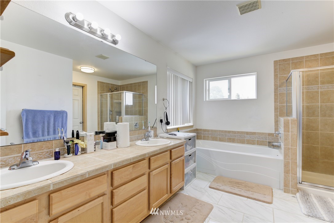 6429 South Langston Road Seattle, WA 98178 - Photo 9 of 21 Gallery Image 9