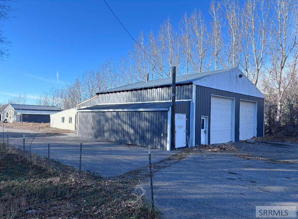 279 North 4100 East Rigby, ID 83442 - Photo 24 of 45