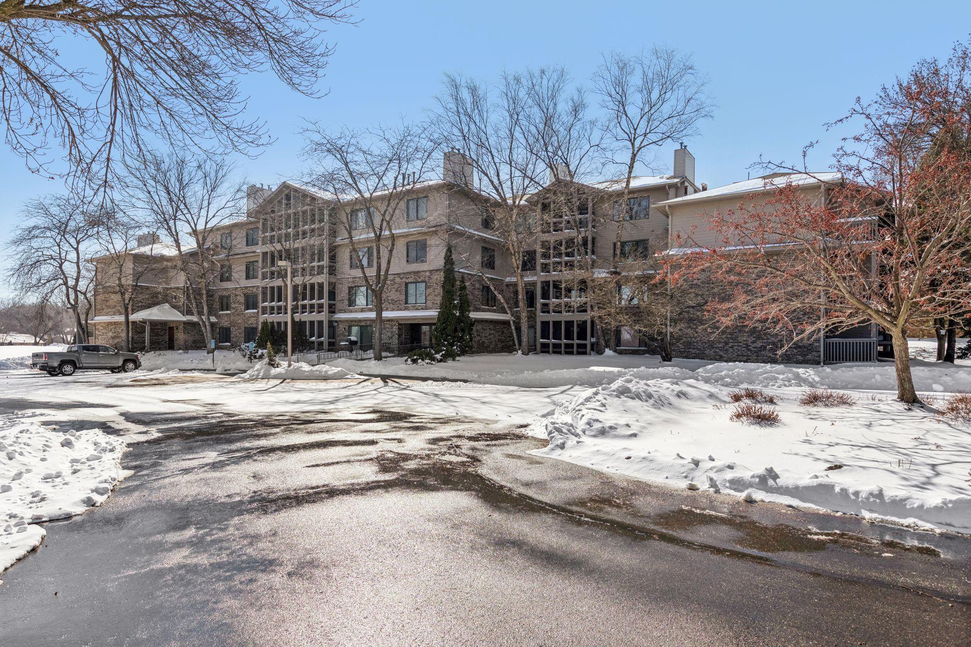 3801 West 98th Street, Unit 107 Bloomington, MN 55431 - Photo 15 of 16