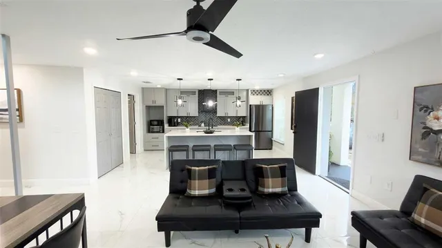 $4,500 | 1414 East Harding Street, Orlando, FL 32806