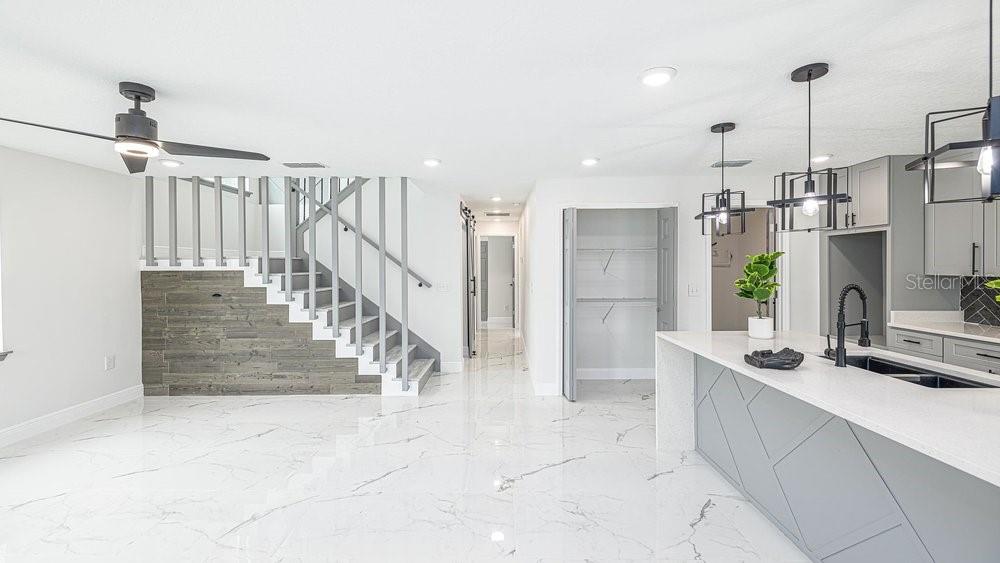 1414 East Harding Street Orlando, FL 32806 - Photo 9 of 32