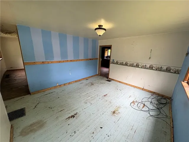 $16,900 | 691 Heistersburg Road, East Millsboro, PA 15433