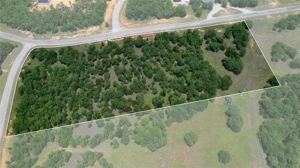 a view of a outdoor space