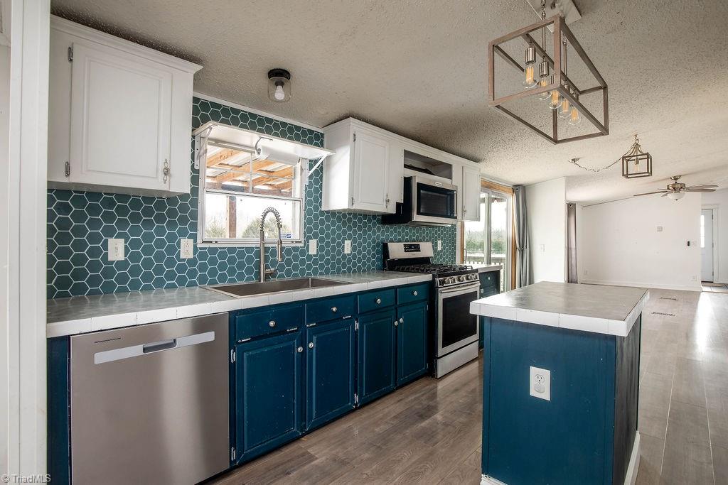 3542 Flynt Road Liberty, NC 27298 - Photo 4 of 21