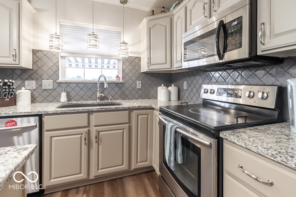 12994 Dellinger Drive Fishers, IN 46038 - Photo 26 of 39