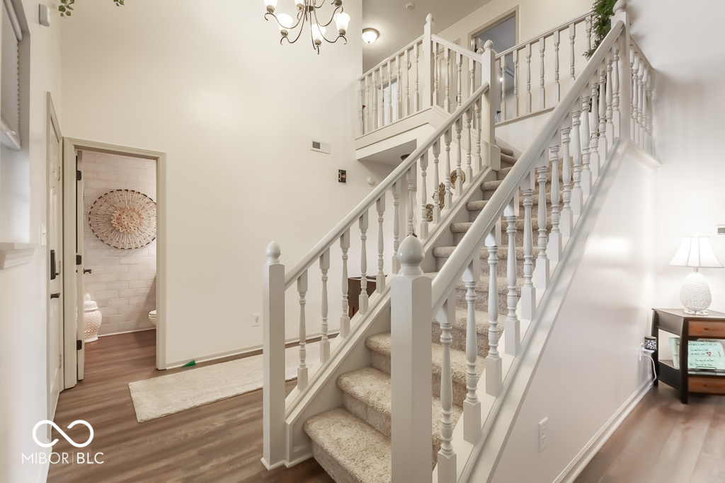 12994 Dellinger Drive Fishers, IN 46038 - Photo 6 of 39