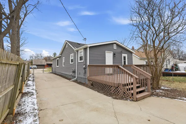 $254,900 | 3995 Cresthaven Drive, Waterford, MI 48328