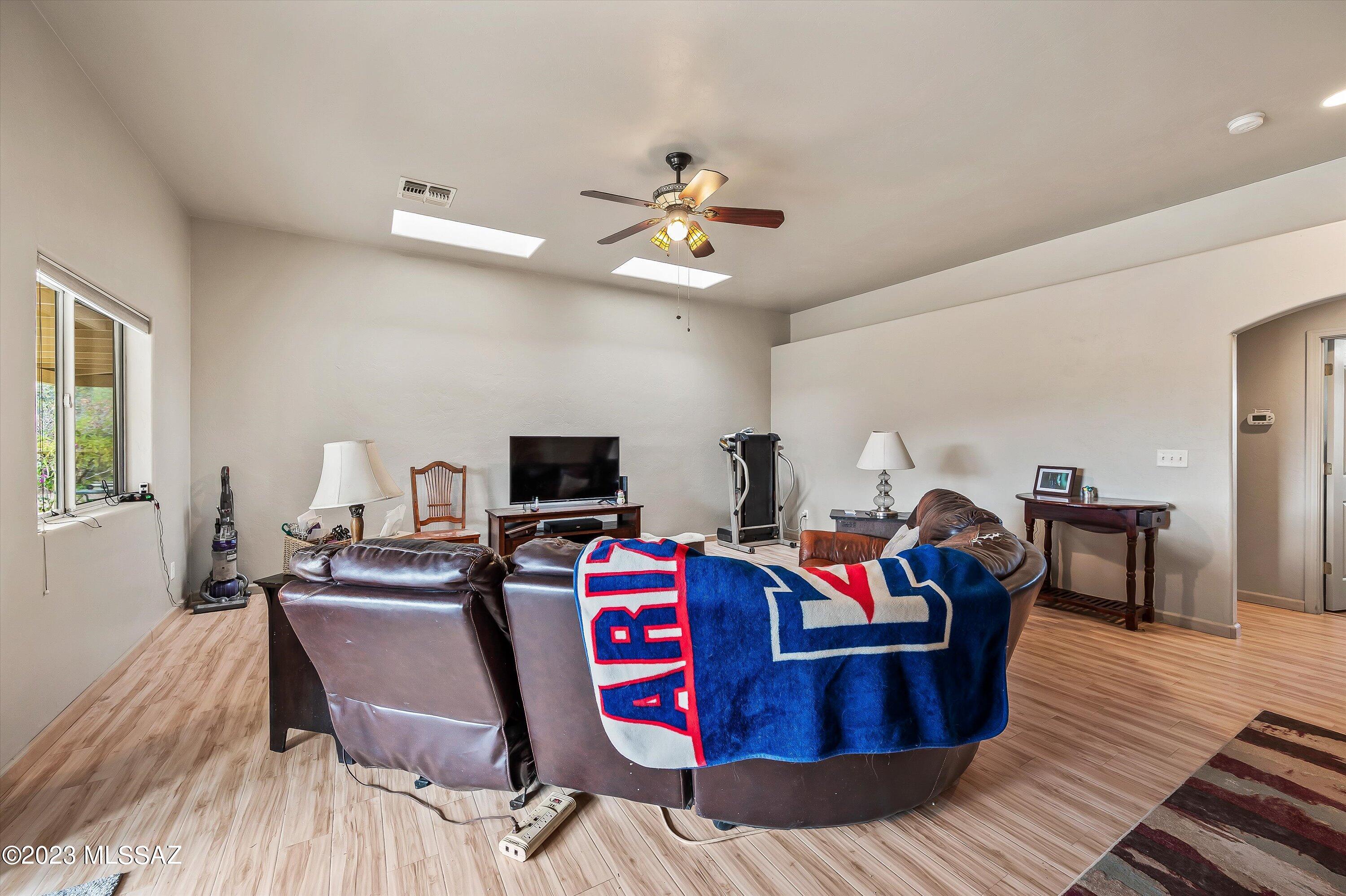 781 North Vail View Road Vail, AZ 85641 - Photo 5 of 39 Gallery Image 5