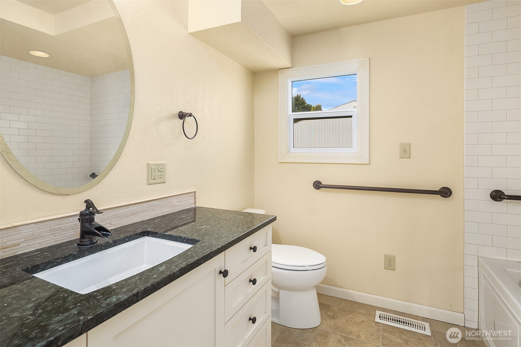 17289 Dunbar Road Mount Vernon, WA 98273 - Photo 20 of 38