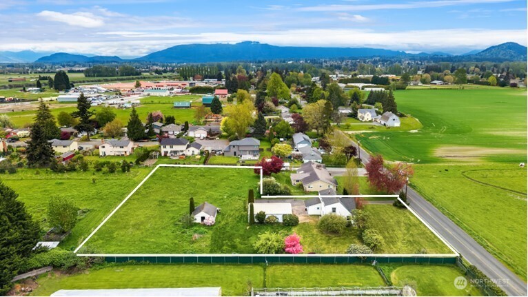 17289 Dunbar Road Mount Vernon, WA 98273 - Photo 31 of 38