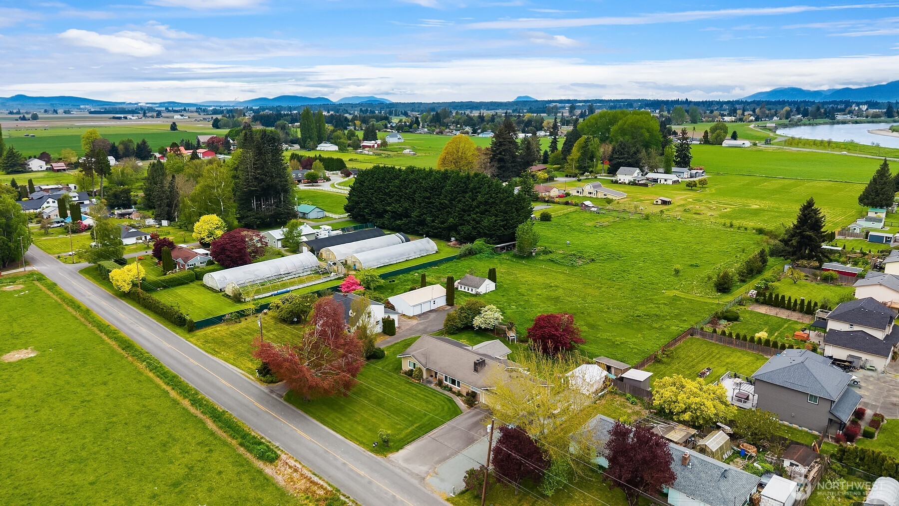 17289 Dunbar Road Mount Vernon, WA 98273 - Photo 35 of 38