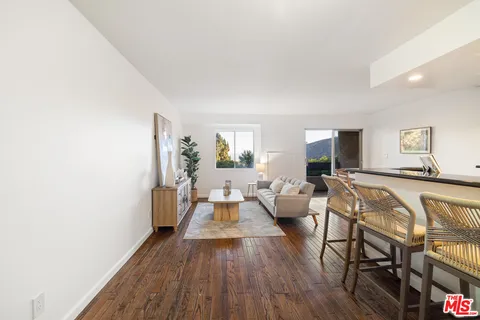 $750,000 | 2700 Cahuenga Boulevard, Unit 3108, Los Angeles, CA 90068