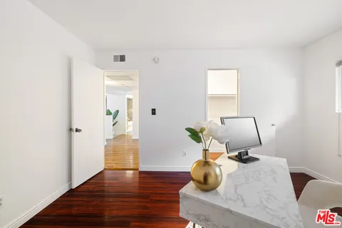 $750,000 | 2700 Cahuenga Boulevard, Unit 3108, Los Angeles, CA 90068
