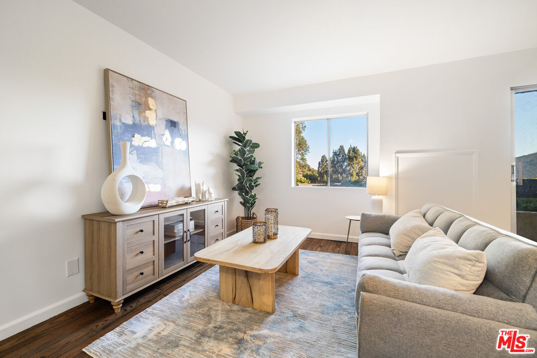 2700 Cahuenga Boulevard, Unit 3108 Los Angeles, CA 90068 - Photo 3 of 70