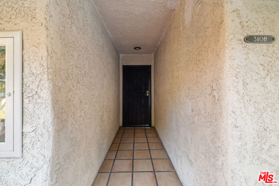 2700 Cahuenga Boulevard, Unit 3108 Los Angeles, CA 90068 - Photo 33 of 70