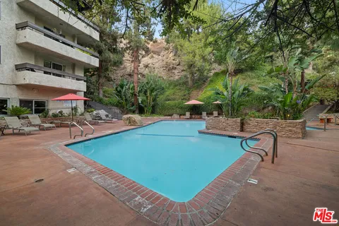 $750,000 | 2700 Cahuenga Boulevard, Unit 3108, Los Angeles, CA 90068