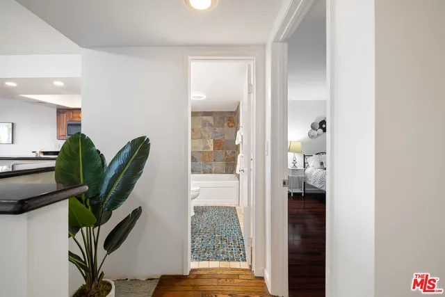 $750,000 | 2700 Cahuenga Boulevard, Unit 3108, Los Angeles, CA 90068