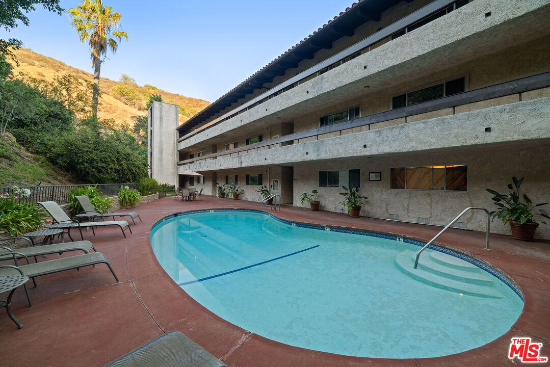 2700 Cahuenga Boulevard, Unit 3108 Los Angeles, CA 90068 - Photo 52 of 70