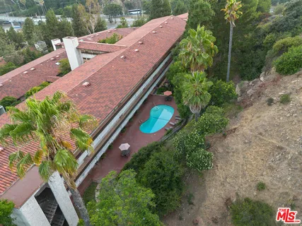 $750,000 | 2700 Cahuenga Boulevard, Unit 3108, Los Angeles, CA 90068