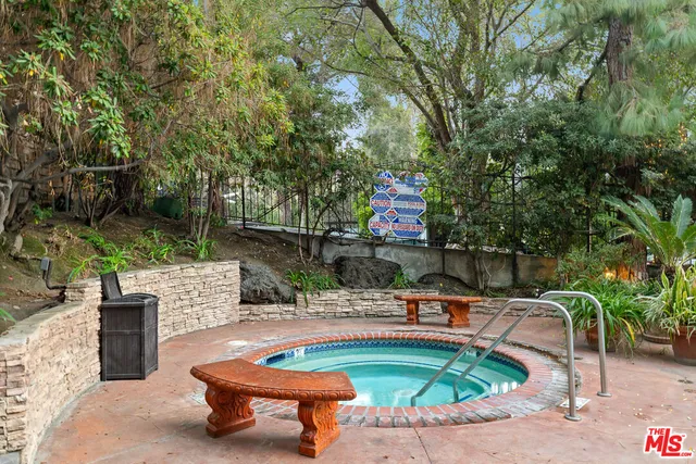 $750,000 | 2700 Cahuenga Boulevard, Unit 3108, Los Angeles, CA 90068