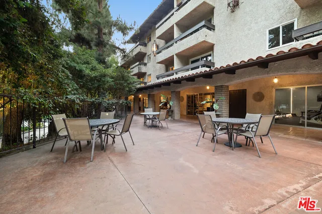 $750,000 | 2700 Cahuenga Boulevard, Unit 3108, Los Angeles, CA 90068